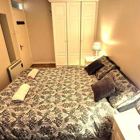 Temple Bar & 아파트 *