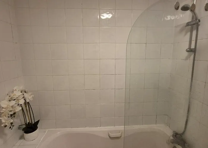 Temple Bar & Apartment *