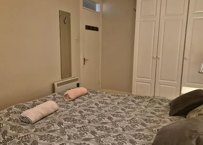 Temple Bar & Apartment Dublin